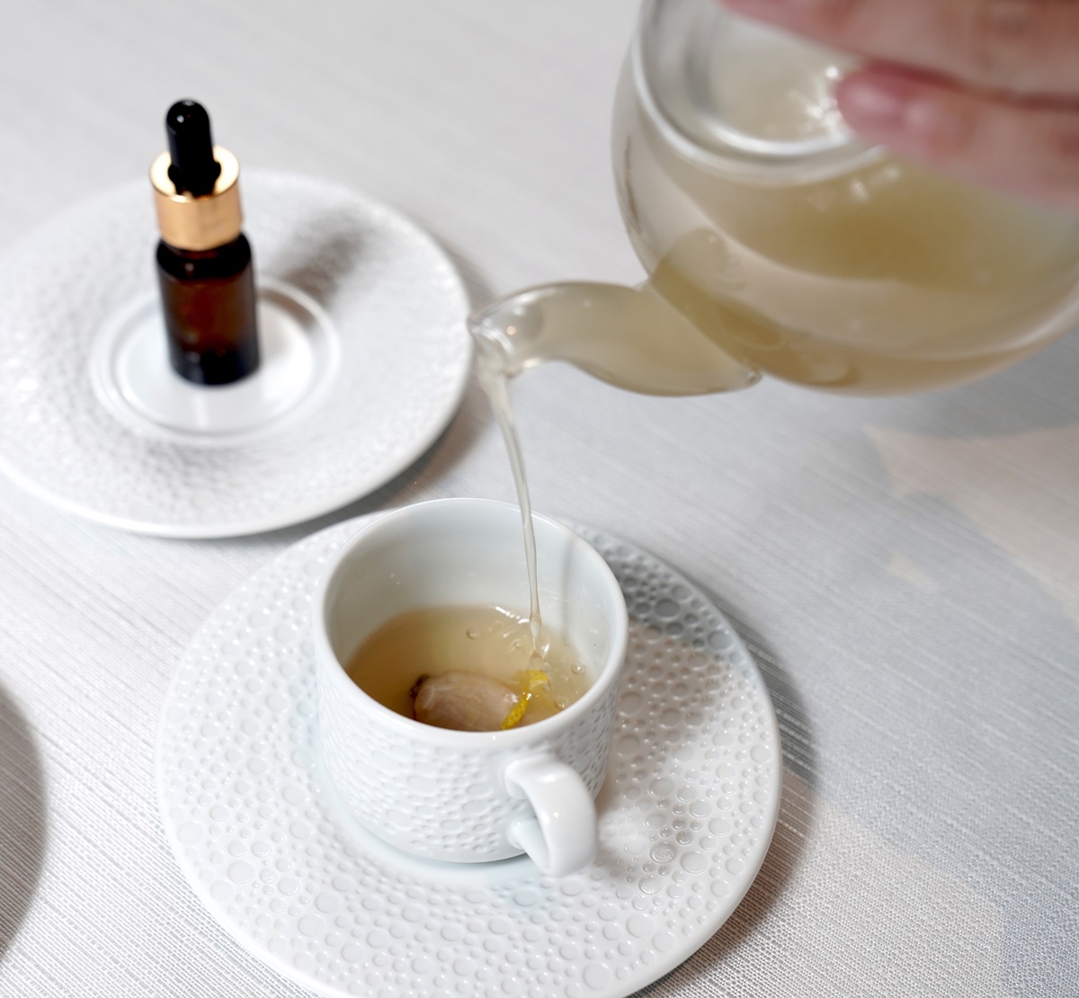 《主廚特製暖胃的日式高湯》.