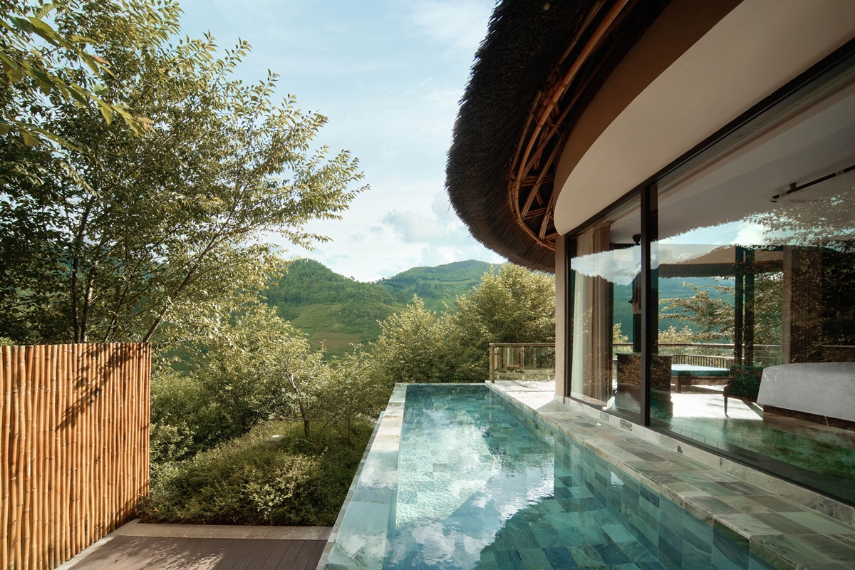 GR Grand Deluxe Pool 1_35143176