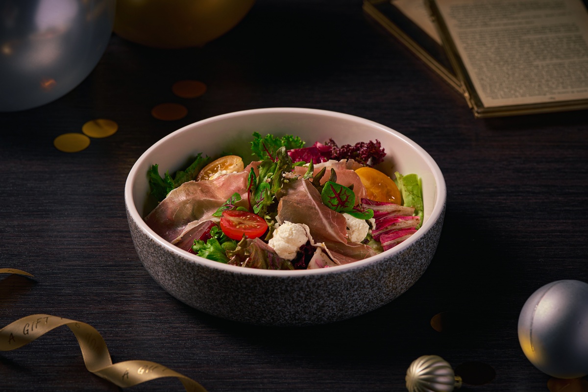 煙燻火腿甜菜根沙拉