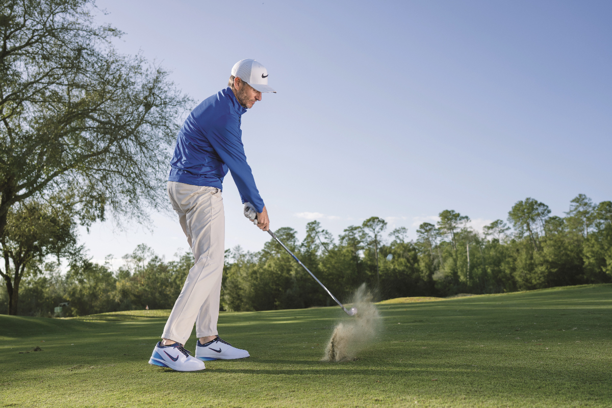 百大名師 Brech Spradley用五個簡單步驟帶你完成完美揮桿動作。從觸球瞬間開始練習，接著再逐步擴展揮桿動作，增加速度與力量，不僅能幫助你提升表現，也能為日常練習提供清晰的架構與方向。