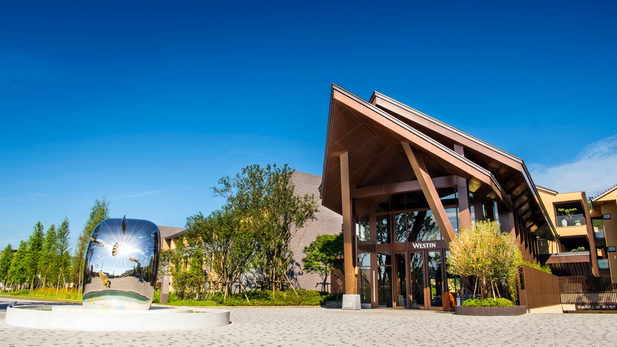 春暖花開,正是規劃夏季旅程的最佳時刻,宜蘭力麗威斯汀度假酒店搶先布局暑期旅遊市場,推出「2026春夏旅展」,自即日起至5月31日,祭出最低3.3折起限時旅展優惠,打造夏日最強度假提案。