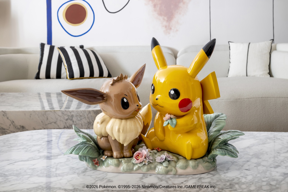 西班牙頂級瓷藝品牌LLADRÓ於2026春夏推出全新系列作品，其中與寶可夢跨界合作的高端瓷藝作品《皮卡丘與伊布》，全球限量288件，在預購期間即迅速售罄，成為本季最受矚目的焦點之一。此現象不僅展現跨界作品的市場熱度，也反映當代收藏趨勢正逐步走向多元與年輕化。