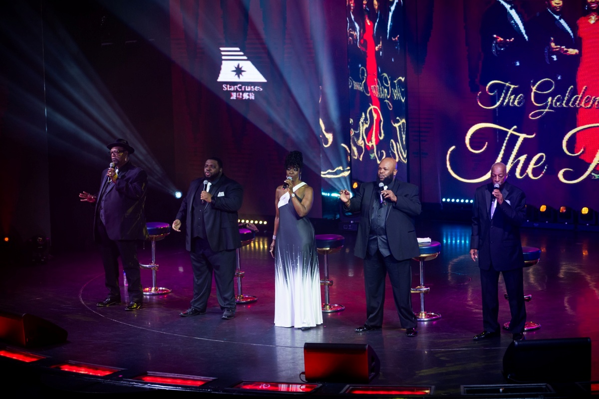 擁有逾三十年歷史的麗星郵輪，於2026年第三場主題航次攜手國際經典演出團體 The Platters 派特斯合唱團 登輪演出，以多首歷久彌新的經典金曲，為郵輪旅程注入跨世代的情感共鳴。