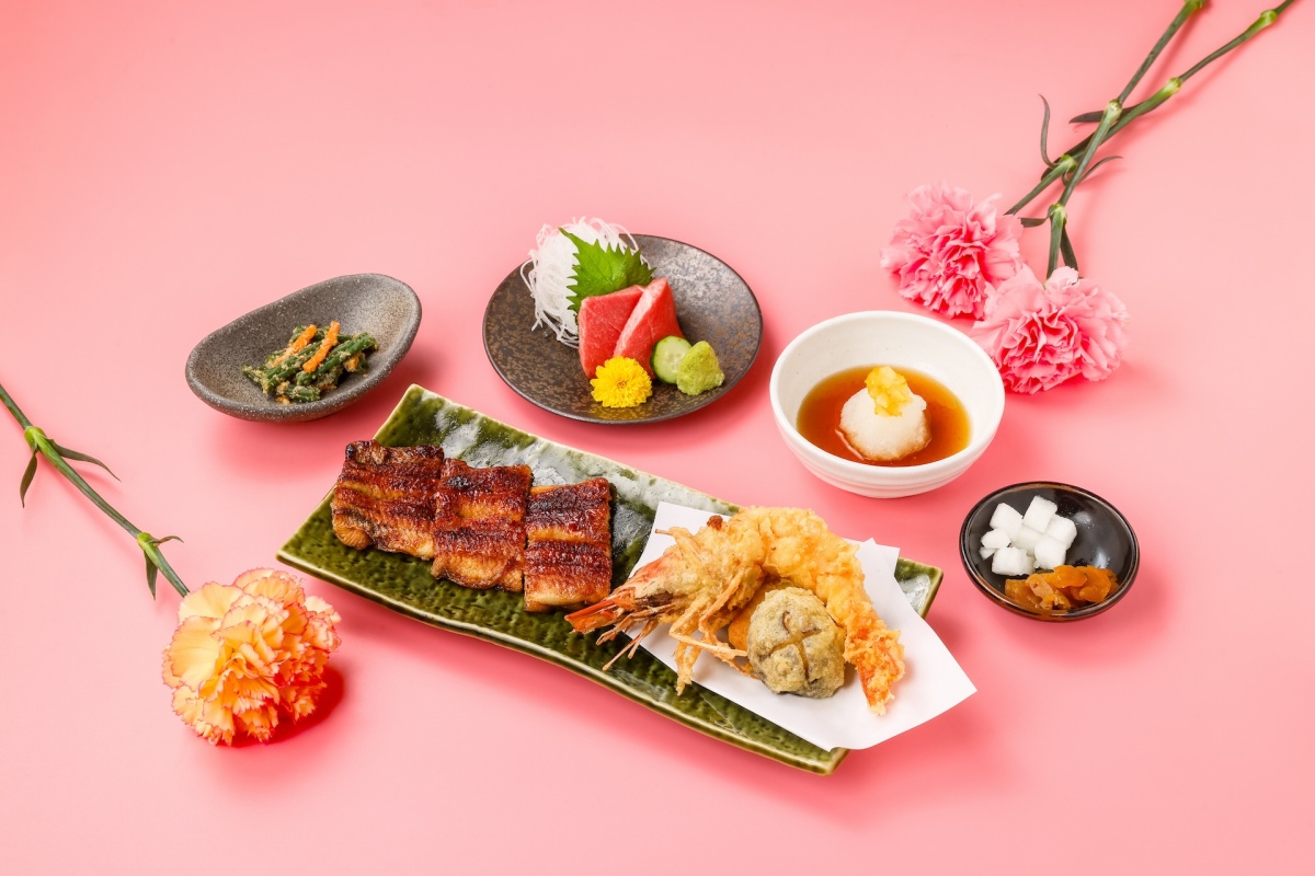 秉持著款待家人的心意，台灣「うなぎ四代目菊かわ」不只有經典的一本鰻定食，也在母親節這個充滿感謝之意的節慶裡，推出台灣獨家限定的母親節柚香系列。