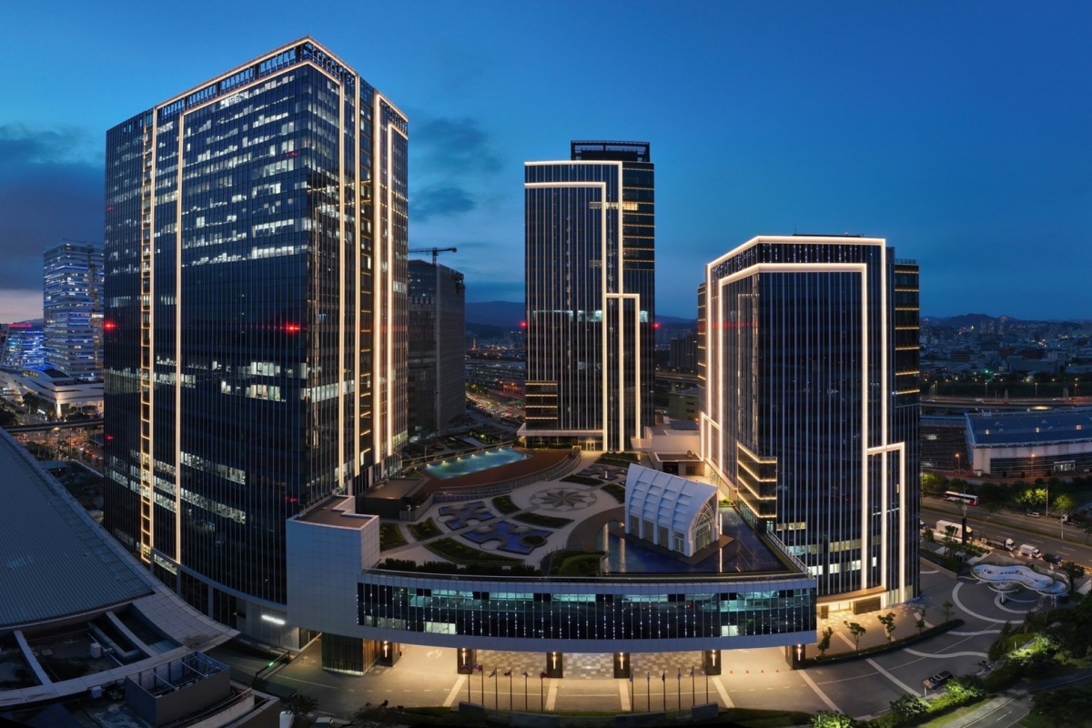 北投五星溫泉酒店領導品牌「大地酒店」正式宣佈，將引進全球頂尖公寓式酒店品牌「雅詩閣」（Ascott），於南港軟體園區核心地帶打造頂級公寓式酒店「台北南港大地雅詩閣酒店」，預計於2026年第四季開幕。