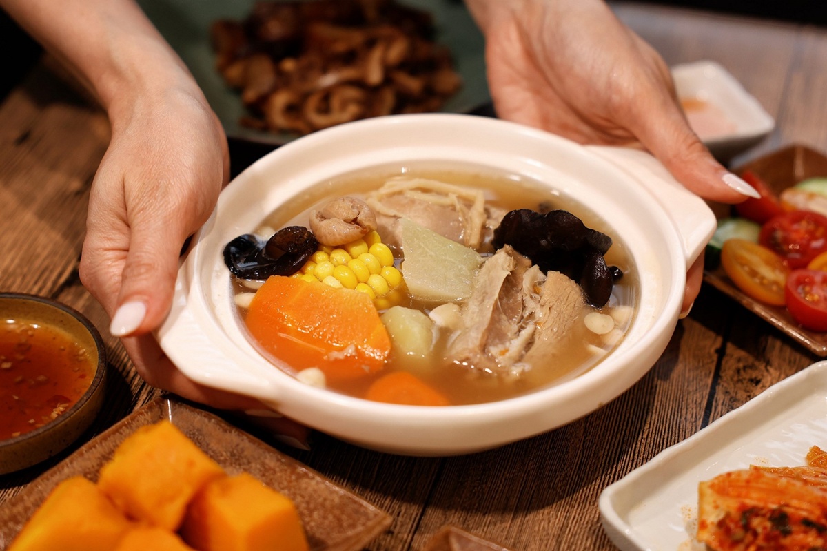 好好養湯-佛手瓜玉米南北杏排骨湯