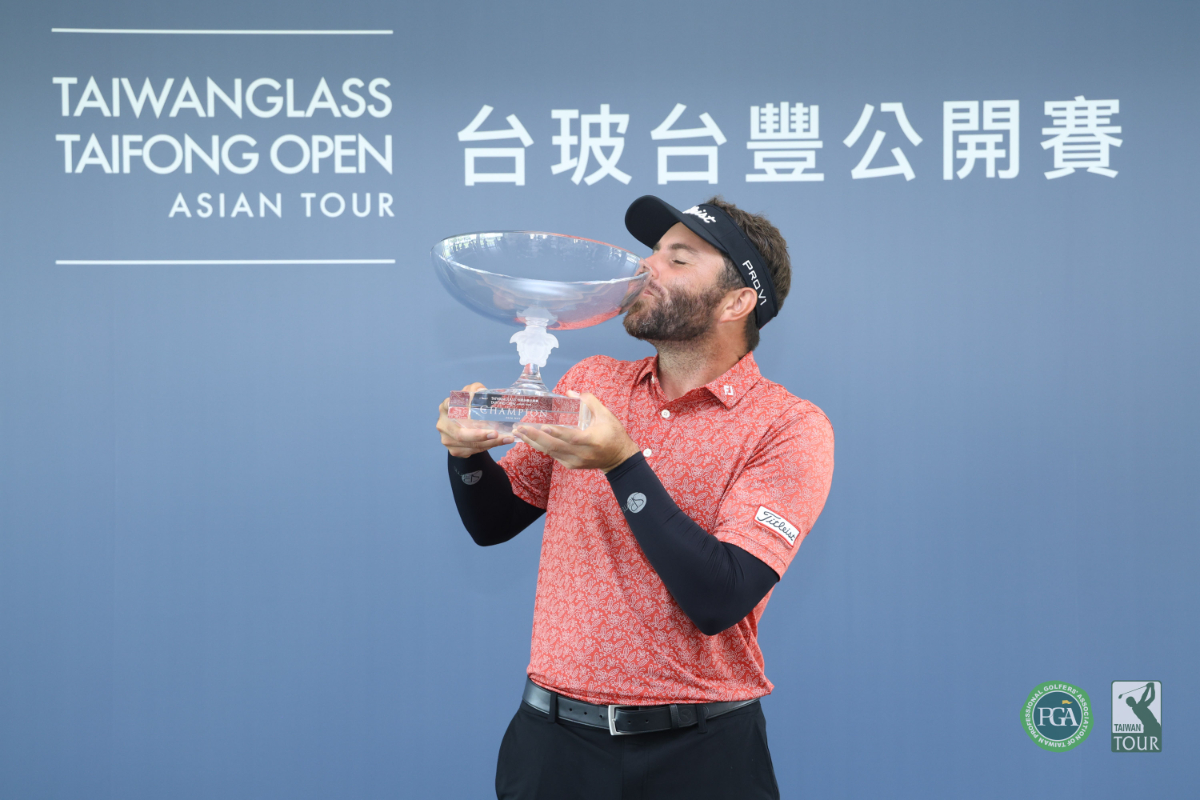 2026台玻台豐公開賽 (TAIWAN GLASS TAIFONG OPEN 2026) ，南非選手伊恩．斯尼曼（Ian Snyman）以四回合總桿低於標準桿15桿的273桿，兩桿勝差，贏得亞巡賽首勝及獎金9萬美金（約合新台幣283.5萬元）。