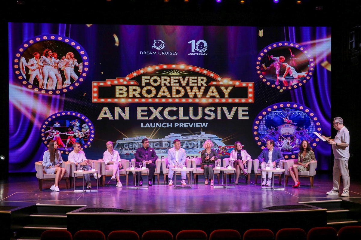 星夢郵輪宣布推出全新原創音樂歌舞巨獻《Forever Broadway》，並於 2026 年 6 月 5 日起在雲頂夢號（Genting Dream）獨家全球首演，作為品牌慶祝成立十週年的重要里程碑之一。