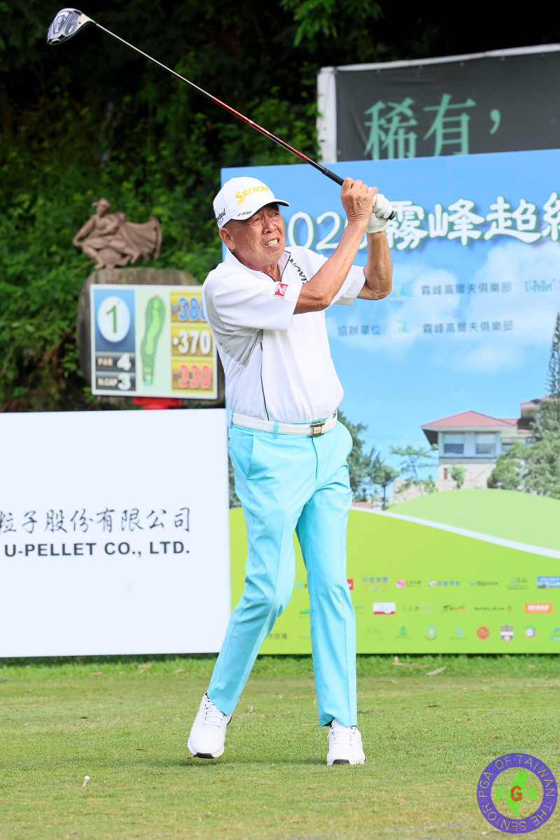 連續第三年舉辦的2026霧峰超級長春公開賽，昨日在台中霧峰球場進行第一回合，擁有國內超級長春最多勝紀錄的71歲戰將鍾春興，以70桿（-2）位居榜首，兩位超長處女秀林吉祥與賈生映，同以1桿之差的71桿並列第二。