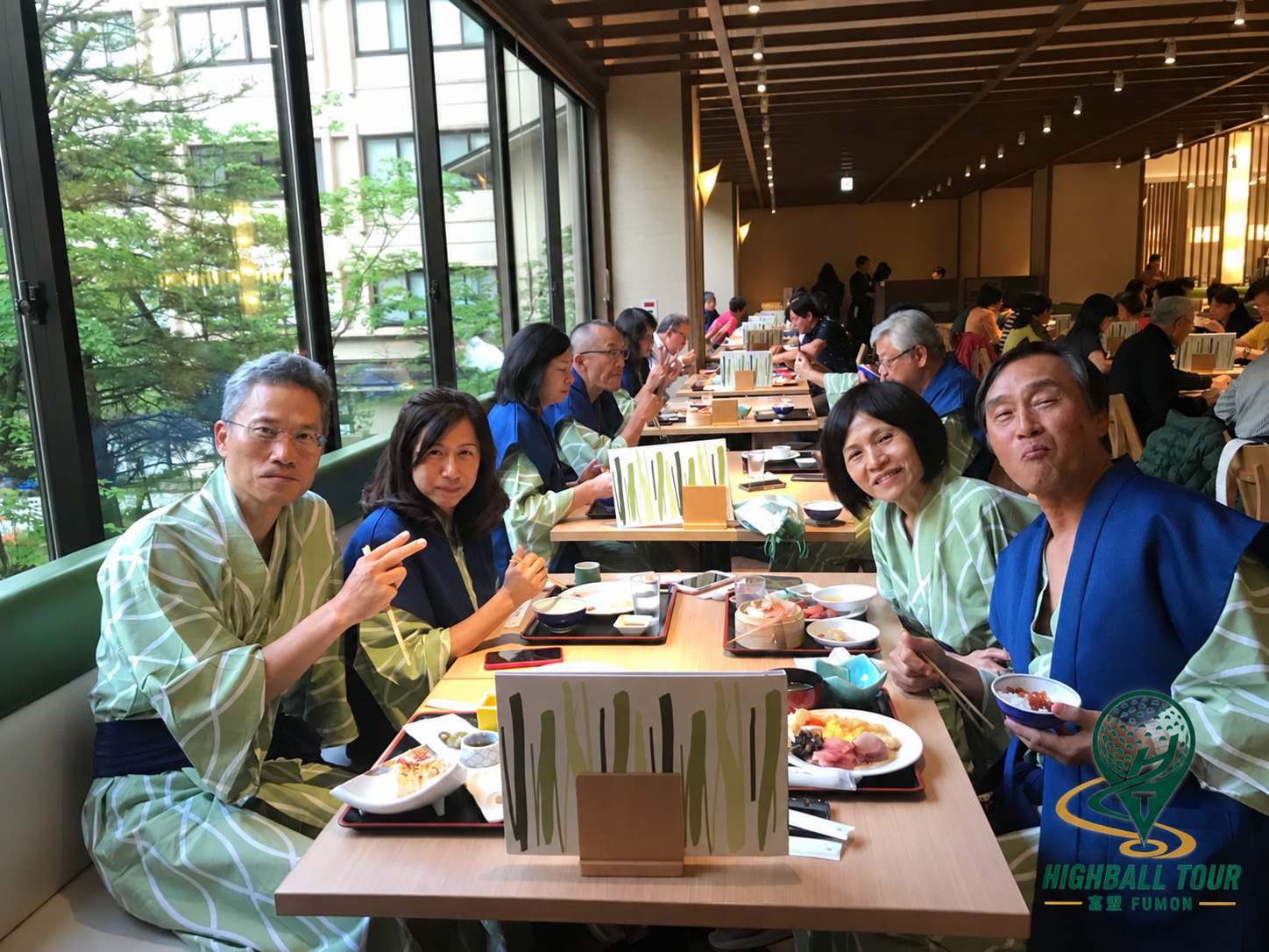 2018年6月10日・登別溫泉旅館裡,換上浴衣共享餐敘。